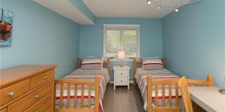 319 Swans Wharf Row Gallery 17