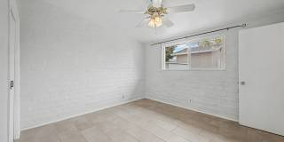223 W Knox Drive Gallery 13