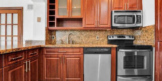 437 SWAN AVENUE Gallery 3