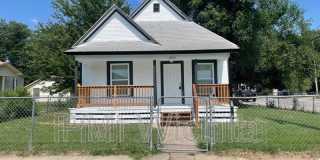 202 N Ash St Gallery 1