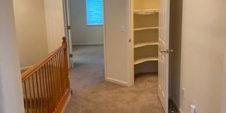 Rare Find! 5 bedroom spacious family home in a gated community Roseville. Gallery 21