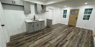 2566 Broadway Gallery 1