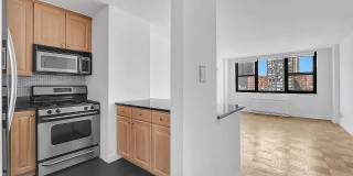 340 E 93rd St Apt 3301 Gallery 1