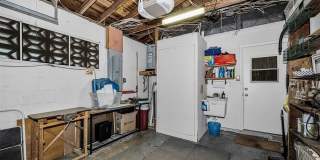 253 PARK Circle S Gallery 28