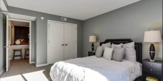 1Bd/1Ba with Heated Parking, Stainless Steel Appliances, and Pool Access Gallery 17