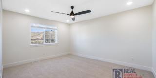 BRAND NEW 3 bed 2.5 Bath Townhome - Small dog negotiable Gallery 18