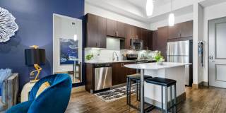 Pearl Dadeland Gallery 9