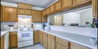 937 Sun Meadows St Gallery 1