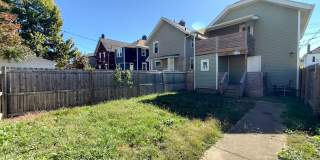 Elegant 3-Bedroom Home with Designer Finishes & Private Backyard! Gallery 26