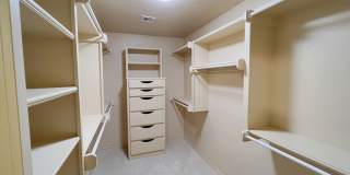 3 Bed + Study in The Greens Gallery 30