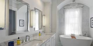 1013 Euclid Avenue Gallery 28