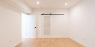 Stunning Views from Silver Lake Hillside Home for Rent with Spectacular Views Gallery 28