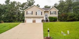 Great 4 Bedroom 2 Bath Home Gallery 1