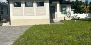 Single Family Home in San Carlos - STUDENTS WELCOME Gallery 1