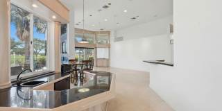 1716 NW 124th Way Gallery 39