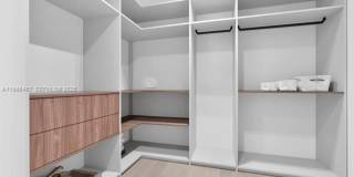 493 Holiday Dr #0 HALLANDALE BEACH, FL 33009 Gallery 42