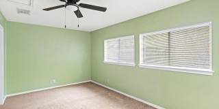 2 Story 4 BD | 2.5 BA Available in July near Medical Center! Gallery 16