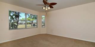 2 Bedroom with Den and Garage. Over !800 Sq. Ft under air Gallery 25