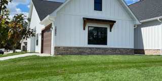 New Construction 3bd/2ba duplex (Calli Court) Gallery 1