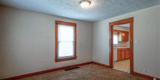 Great 3 Bedroom, 2 Bath - Just Off 17th St! *2027* Gallery 20