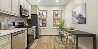 122 Union Park Gallery 4