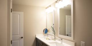 Edgewater Gallery 51