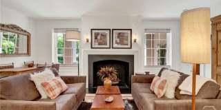224 E Jones Lane Gallery 16