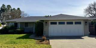 1586 Stapleton Court Gallery 1