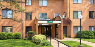 15301 PINE ORCHARD Drive Gallery 1