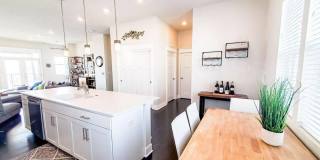 The Bungalows on the Lake - The View Gallery 243