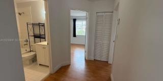 1137 NW 123rd Court Gallery 12