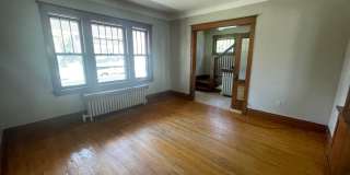 Three Bedroom East Hillside Home Gallery 7