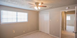 Available to Pre-Lease! Recently Updated 3 Bedroom! Gallery 12