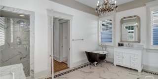 602 E Victory Drive Gallery 25