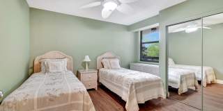 1915 Lavers Circle Gallery 26