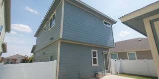 Adorable Cedar Park Two Story Just Off 183 and New Hope Gallery 19