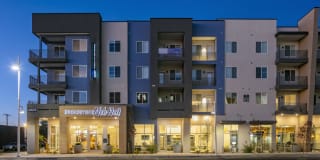 Broadstone Nob Hill Gallery 1