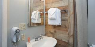 Move in Special! Keystone 2 bed/2bath! Plus Bonus Room  Pool and Hot Tubs!  BIKE STORAGE! Gallery 29
