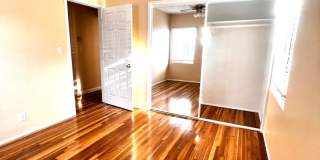 Single Family. 3-bed Home - Desireable Neighborhood! Gallery 41