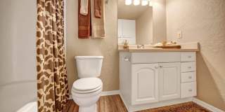 Brookwood Village Gallery 6
