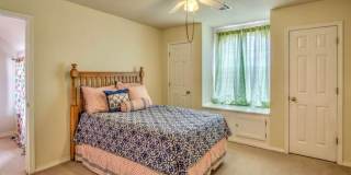 Stunning 3 bedroom, 3 bathroom Home in Desirable Jenks Neighborhood! Gallery 23