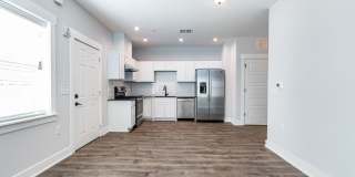 629 N. O'Neil St. Gallery 7