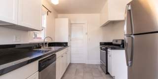 Charming North Park 2 Bedroom with Washer/Dryer, Backyard & Parking! Gallery 8