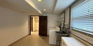 2185 Lee Street Gallery 14