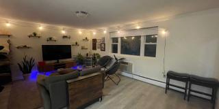 Charming 2 Bedroom-No Broker Fee Gallery 6