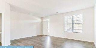 Room for Rent in 3 Bedroom Townhome at 1029 Beatty Woods Ln Gallery 4