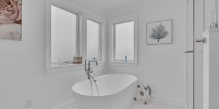 112 Sylvania Avenue Gallery 38