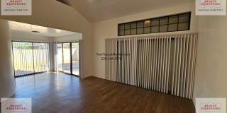 2 story Condo with 2 bedrooms a loft and 2 1/2 baths Gallery 16