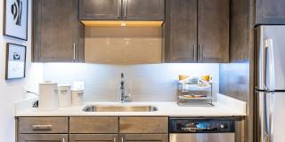 Cortland at Phipps Plaza Gallery 4