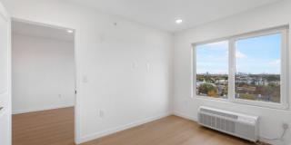 768 Bergen St Gallery 4